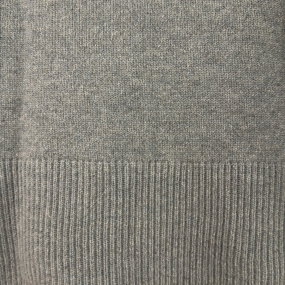 Vince 100% cashmere sweater (US S) - Picture 5 of 7